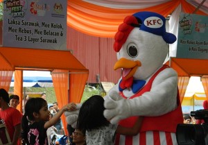 Chicky, Maskot KFC meraikan kanak-kanak di program MaTiC Fest 2013