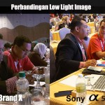 Perbandingan kualiti gambar diambil dalam tempat pencahayaan rendah yang sama.