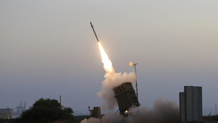 gambar Roket Israel yang menyerang Gaza