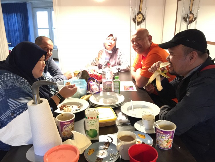 Makan malam di Amsterdam