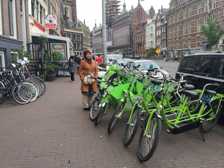 Basikal di Amsterdam