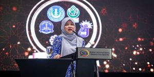 Fadlina Sidek  Denaihati