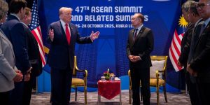 Trump Tarif  Denaihati