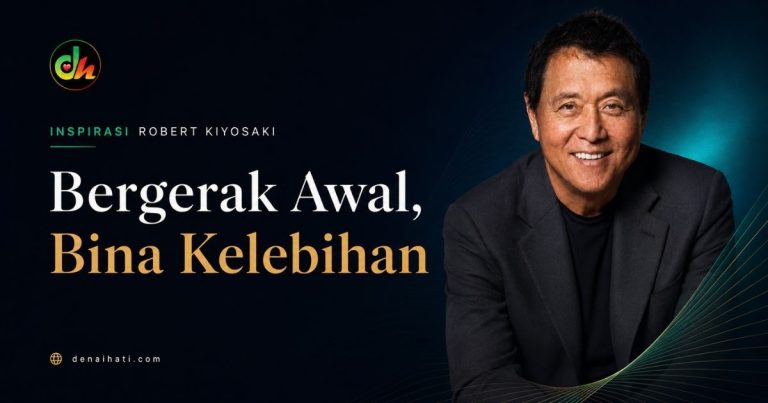 Promotional banner with a smiling man in a black blazer on the right, large Indonesian headline 'Bergerak Awal, Bina Kelebihan' on dark blue background with a top-left logo.