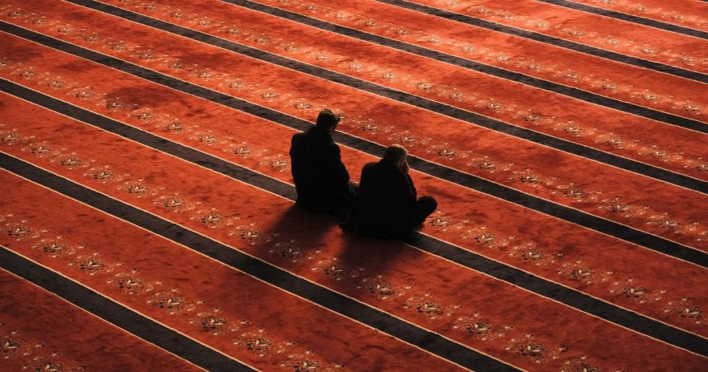 Bekal Menuju Akhirat: Persediaan Diri Meraih Husnul Khatimah